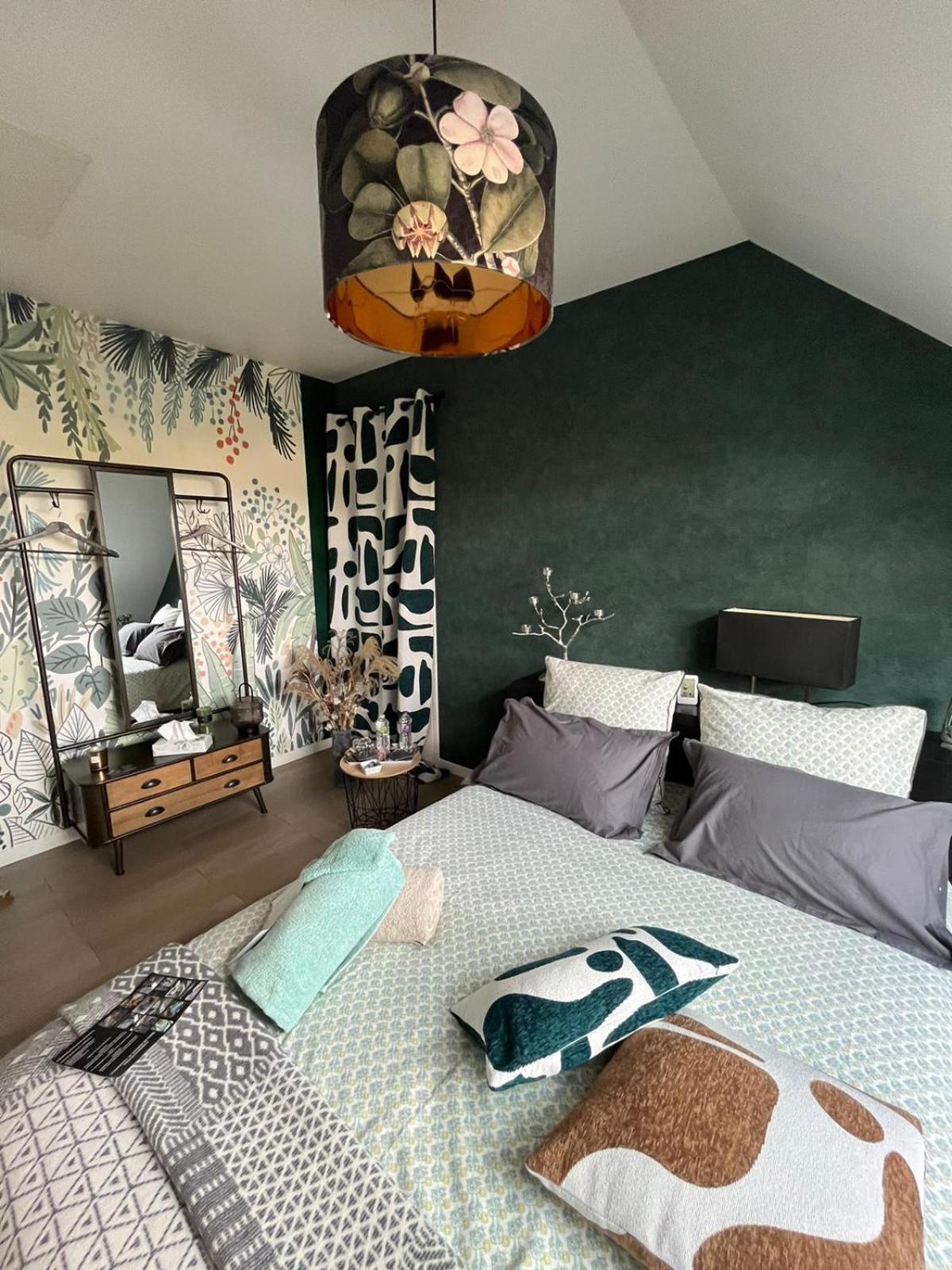 Chambre Dans Un Ecrin De Verdure Angrie ภายนอก รูปภาพ